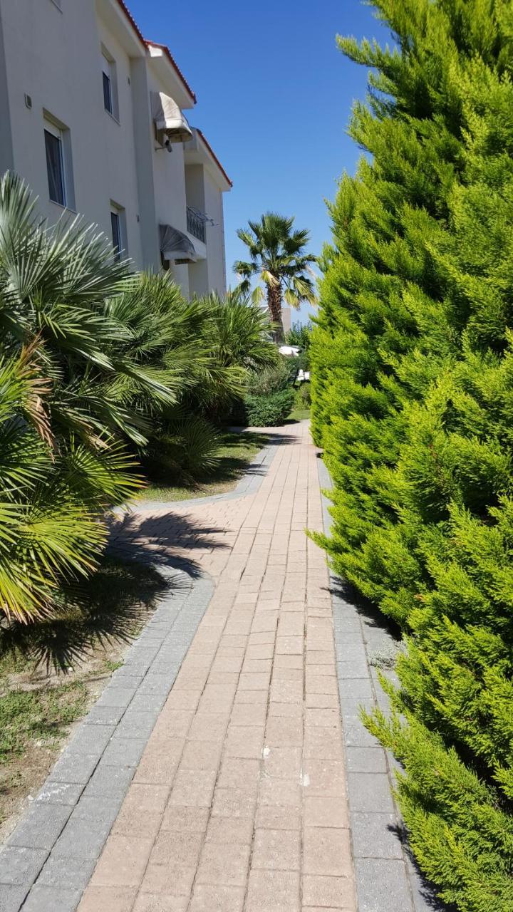 Sun Residence Exclusive Seaside Suites Polychrono Exterior photo